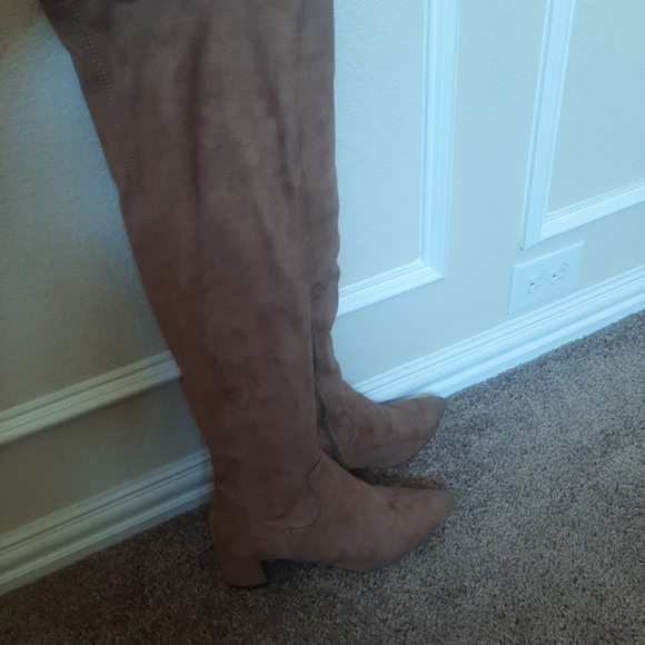Rialto Brown Over the Knee Boots - Picture 9 of 13